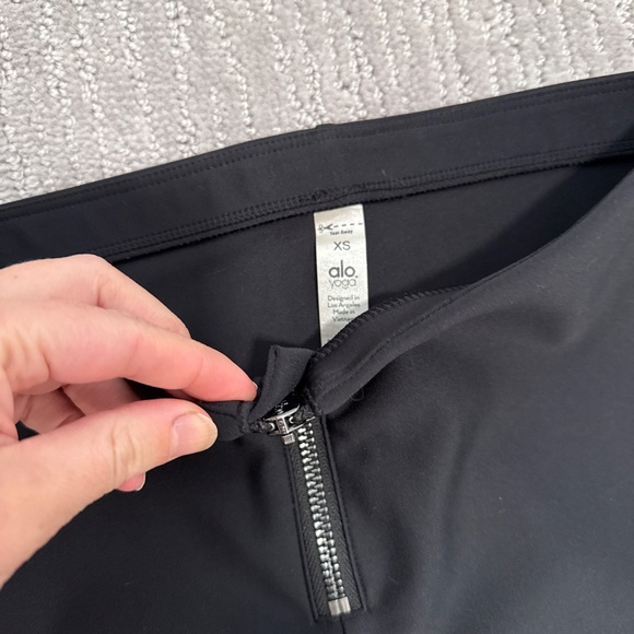 Like new Alo Leggings - Picture 2 of 4